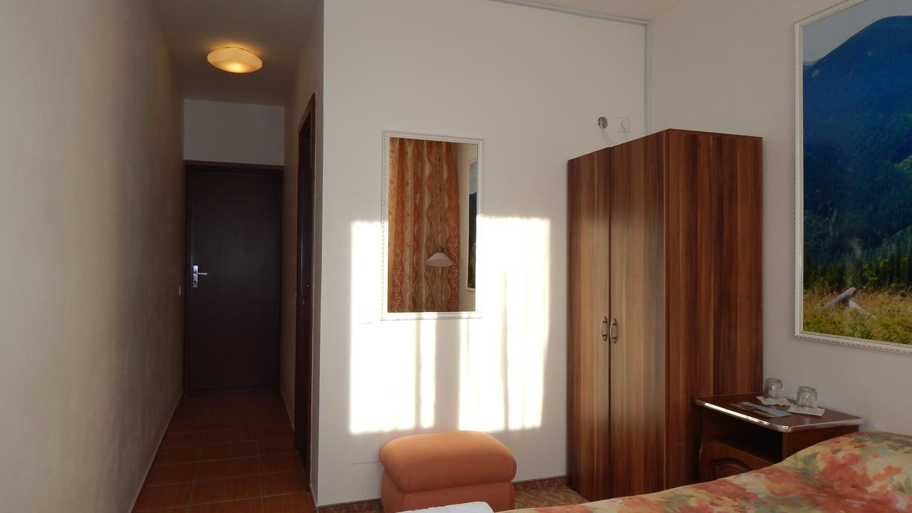 Prezident Hotel Dilove ภายนอก รูปภาพ